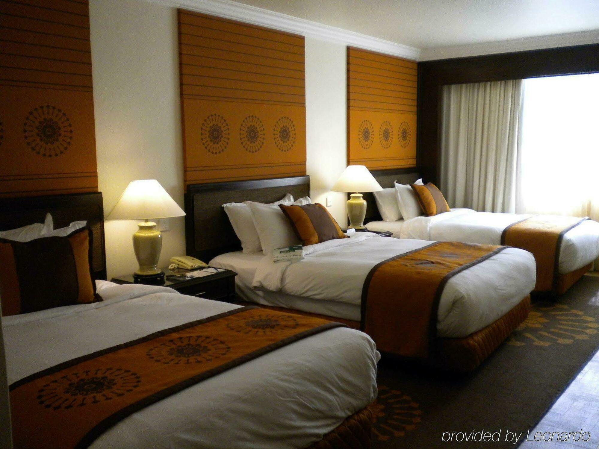 Holiday Inn Resort Penang Batu Feringgi Oda fotoğraf